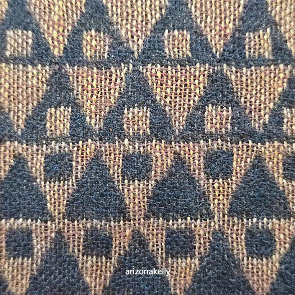 NWOT Wool Scarf Geometric Design Woven Brown & Black